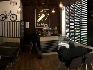 La Biela Café