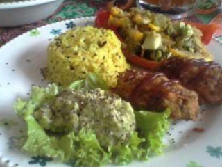 Govinda's Guatape Veggie food