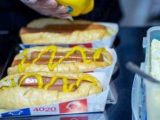 4020 Hot Dogs