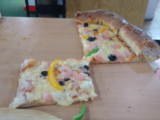 Alonso's Pizza