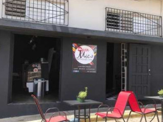 Open Mic Arthouse Cafe