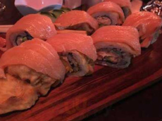 Sushi Oishii Roll
