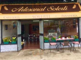 Artesanal Solerti Cafetería Y Panadería