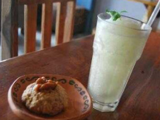 Panaderia Y Cafeteria Jicaritos