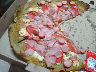 Cervecería Autódromo Pizza A La Leña Y Alitas