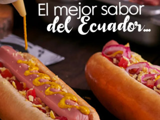 Los Hot Dogs De La GonzÁlez SuÁrez Guaranda.