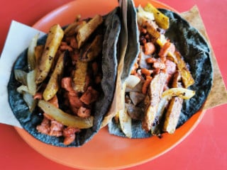 Taqueria El Comal