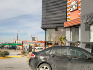 Little Caesar's Plaza Bonita