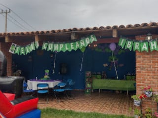 Jardin De Fiestas 'el Rinconcito '