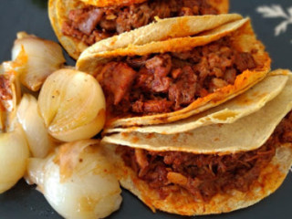 El Magnate De La Birria