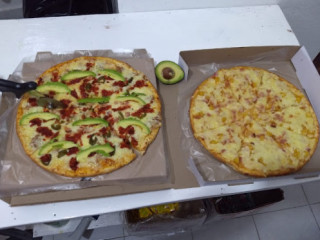 Danis Pizza