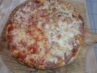 Pizzas Daisy