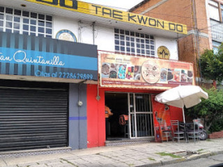 restaurant image