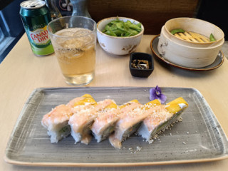 Teikit Sushi Shop, México