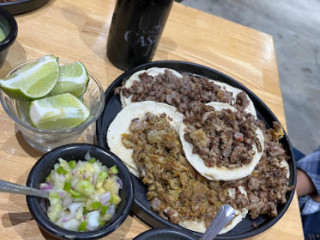 La Taqueria Pinche Taco Shop