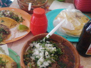 Tacos De Cabeza Y Birria