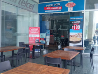 Domino's Pizza, México