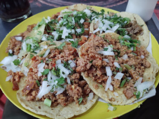 Peritacos Taqueria