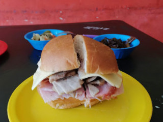 Tortas Los Gallos