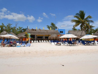 La Playa Xpuha