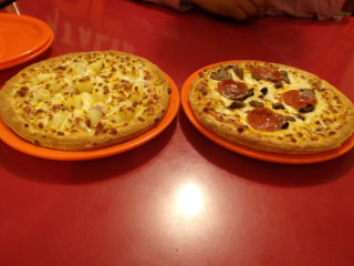 Jr Pizzas