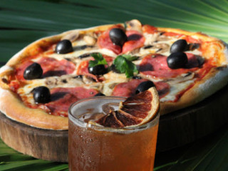 Pizza Cocktail Playacar Center