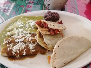 Enchiladas Y Gorditas El Muhi