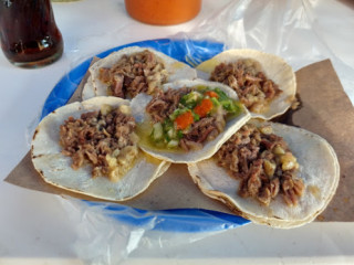 Tacos De Barbacoa Don Pillo