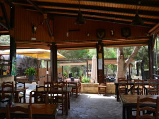 El Mirador Restaurante Bar Y Terrazas
