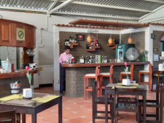 La AsunciÓn Restaurante Café Bar