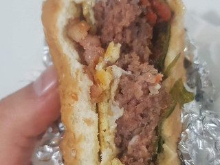 Vahama's Burger