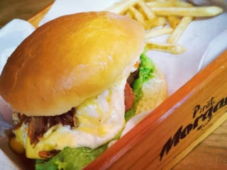 Pirata Morgan Hamburguesas Ensaladas Alitas Boneless Burritos Paninos