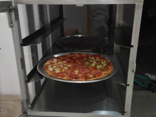 Pizza Baffone