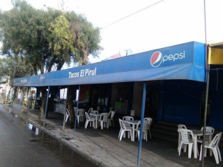 Tacos El Pirul