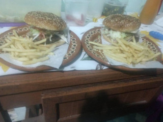 Al Carbon Hamburguesas Y Mas