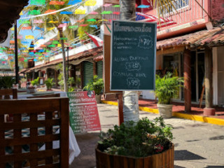 Mercado Montes De Oca