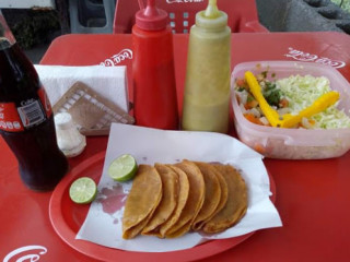 Tacos A Vapor El Pilón