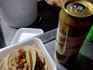 Tacos De Tripitas Y Machitos Don Luis