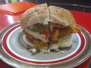 Monster Burguer