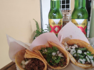 Jalitacos- Tacos De Birria