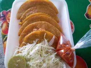 Tacos La Reyna