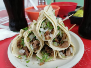 Tacos De Pastor El Rulas