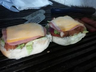 Hamburguesas Y Alitas Jasek