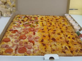 Tino's Pizza