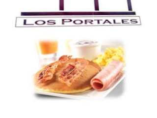 Los Portales