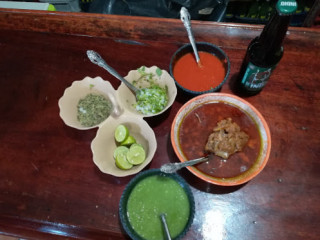 Birria Y Tacos Bonfilios