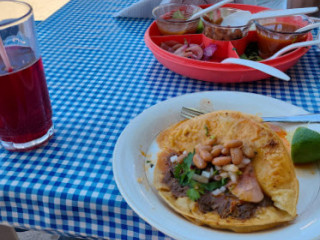 Samy 's Tacos, Tortas Y Más.