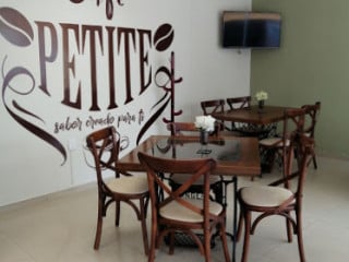 Café Petite