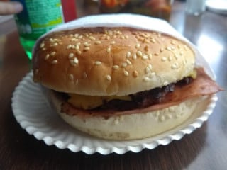 Rinos Burger
