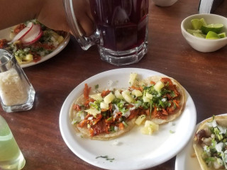 Taquería Y Antojería Mariana